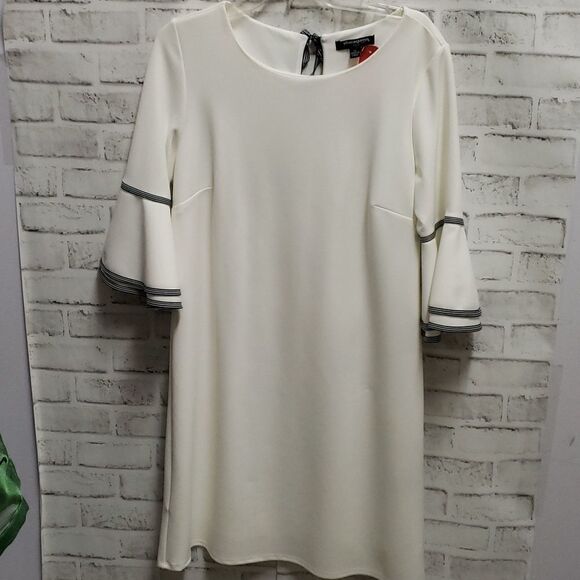Sharagano dress   - Picture 1 of 3